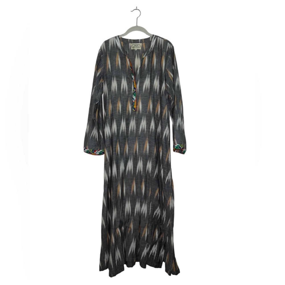DIR 69 Patterned Coverup